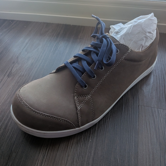Birkenstock Men's Taupe Sneakers with Navy Laces - Picture 2 of 5